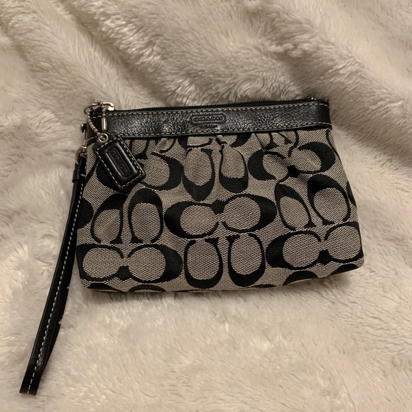 Black Coach wristlet - Picture 5 of 5